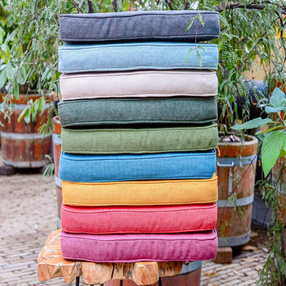 Madison - Bankkussen 110x48 - Goud - Gold Recycled Canvas 4 Madison - Bankkussen 110x48 - Goud - Gold Recycled Canvas - Afbeelding 2