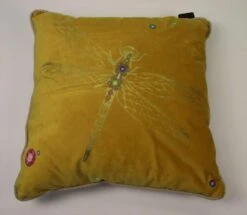 Madison Sierkussen 45x45 Cm Velvet Insect Yellow -Madison 1200x1046 1