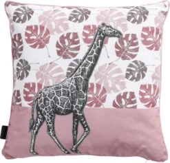 Madison Sierkussen 50x50 Cm Giraffe Pink 5 Madison Sierkussen 50x50 Cm Giraffe Pink -Madison 1200x1151 1