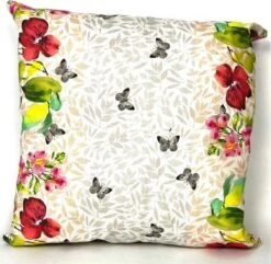 Madison Sierkussen 50x50 Flower Butterfly