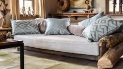 Madison Sierkussen 60x30 Cm Paris Blue 11 Madison Sierkussen 60x30 Cm Paris Blue -Madison 1200x677