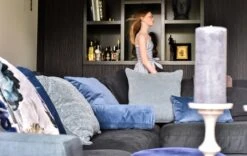 Madison Sierkussen 60x60 Cm Florance Blue 9 Madison Sierkussen 60x60 Cm Florance Blue -Madison 1200x756