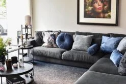 Madison Sierkussen 60x17,50 London Dark Blue 10 Madison Sierkussen 60x17,50 London Dark Blue -Madison 1200x796 1