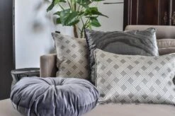 MADISON HOME SIERKUSSEN OSLO GREY 60X60CM -Madison 1200x798 2