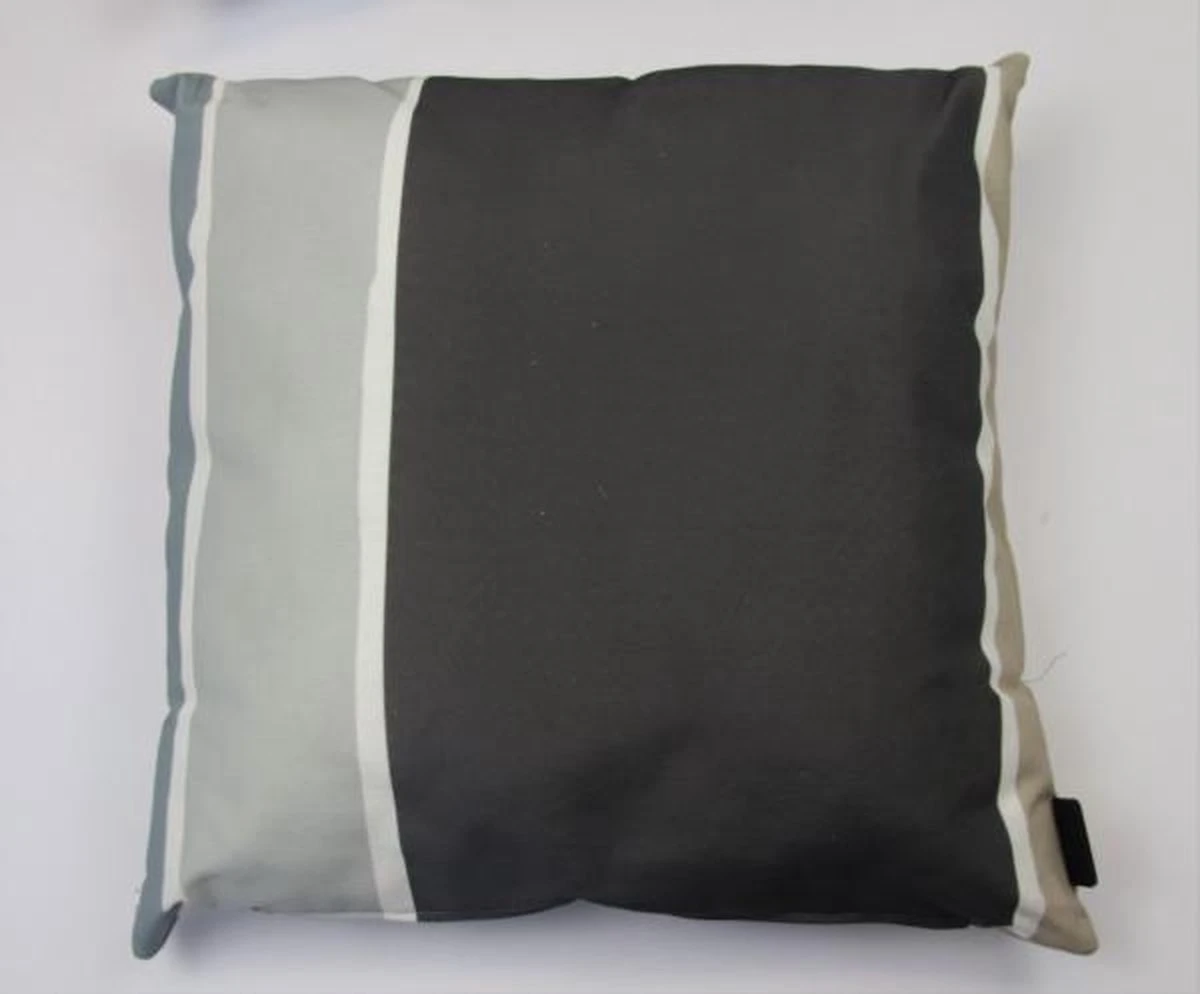 Madison Sierkussen 45x45 Cm Angel Grey 3 Madison Sierkussen 45x45 Cm Angel Grey