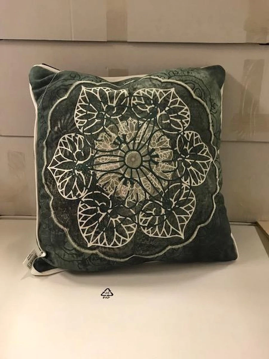 Madison Sierkussen 50x50 Cm Manola Green 4 Madison Sierkussen 50x50 Cm Manola Green - Afbeelding 2